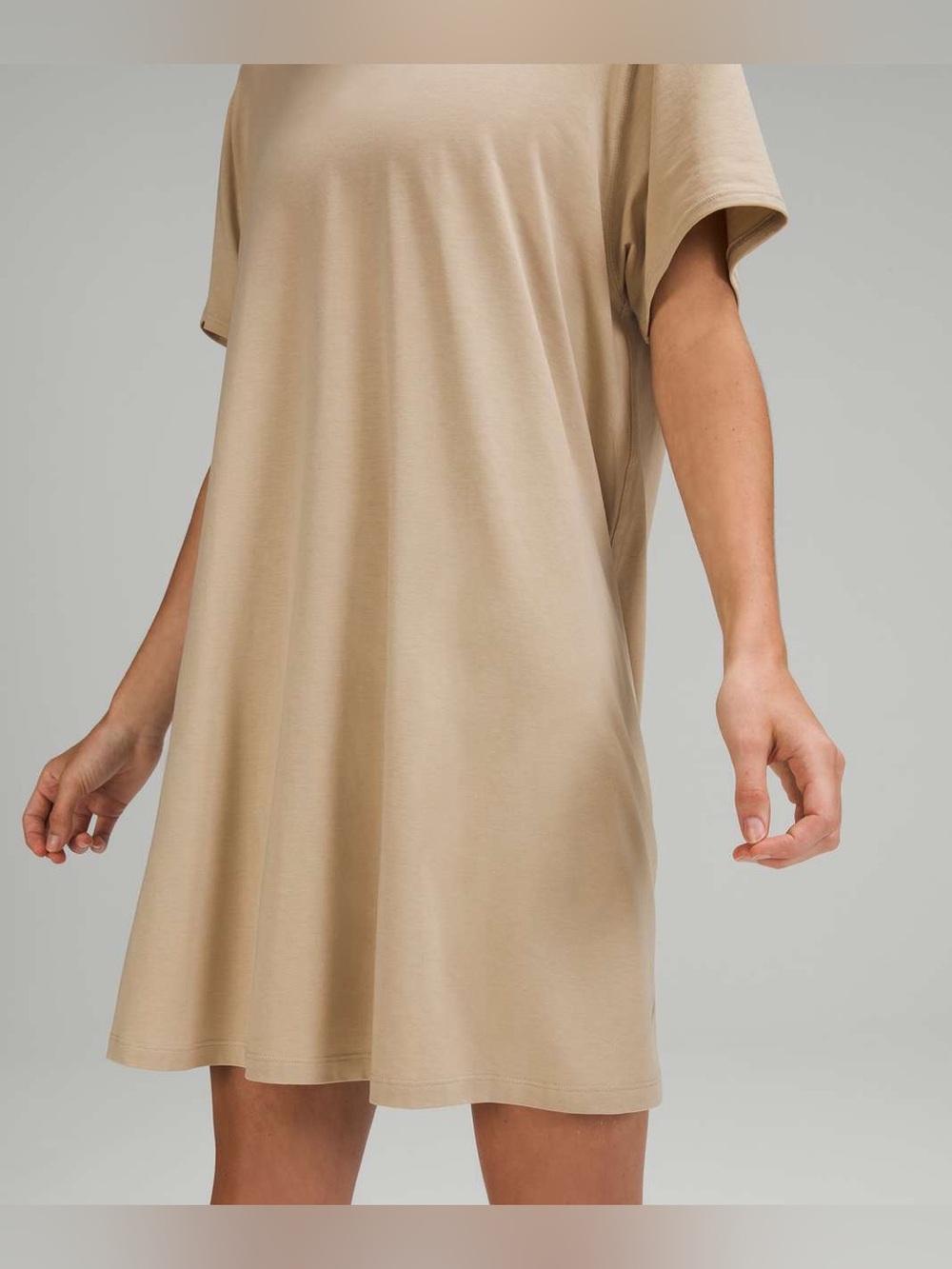 Lululemon All Yours Tee Dress
Trench cream tan tone size 12 Pima cotton blend